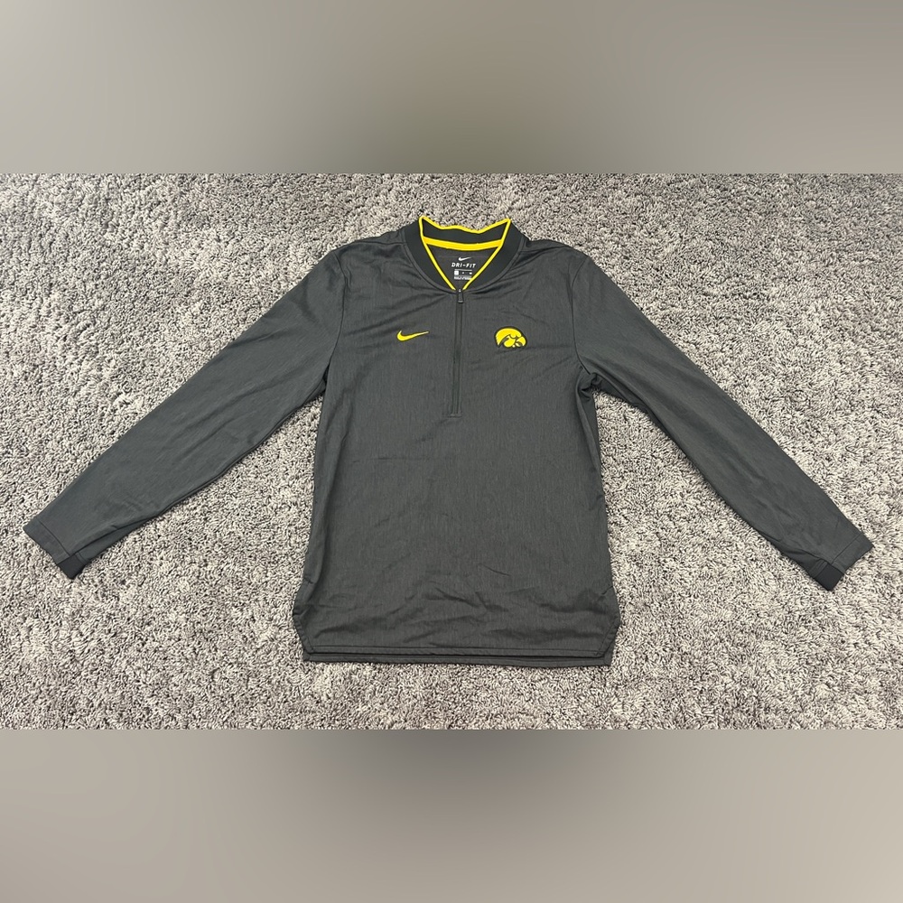 Iowa Hawkeyes Nike Pullover Men’s Size Small Dri Fit 1/4 Zip Training Black Gold